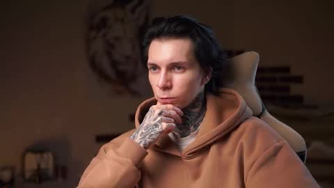 Snapshot of chillguy2k chatting on 02-04-26, 06:03 Rick online show from 02-04-26, 06:03