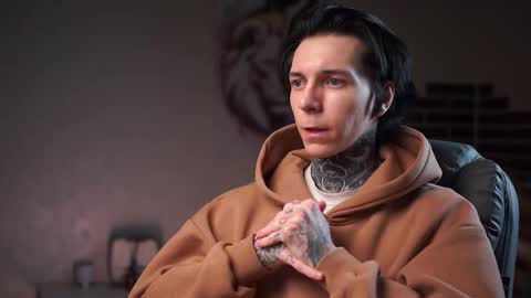 Snapshot of chillguy2k chatting on 02-15-26, 06:59 Rick online show from 02-15-26, 06:59