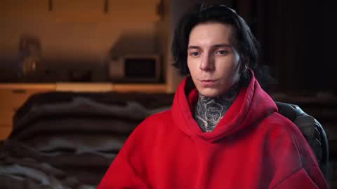 Snapshot of chillguy2k chatting on 03-10-26, 08:14 Rick online show from 03-10-26, 08:14