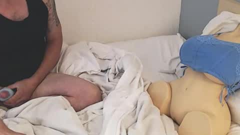 Snapshot of chillguy666 chatting on 11-02-25, 05:32 new toy online show from 11-02-25, 05:32