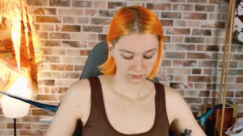 Bella online show from 10-04-25, 05:27