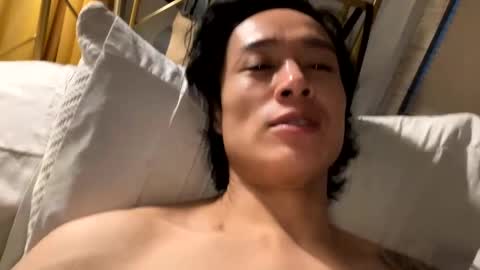 Snapshot of chillyal chatting on 01-01-25, 06:59 A online show from 01-01-25, 06:59