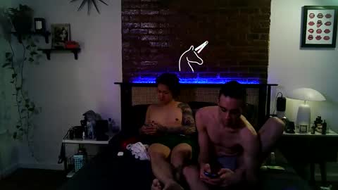 Snapshot of chillyal chatting on 03-30-26, 10:27 A online show from 03-30-26, 10:27