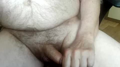 Snapshot of chip1508 chatting on 06-05-26, 12:44 chip1508 online show from 06-05-26, 12:44