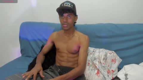 Snapshot of chirstopher_jacob chatting on 12-04-25, 03:21 Chirstopher online show from 12-04-25, 03:21