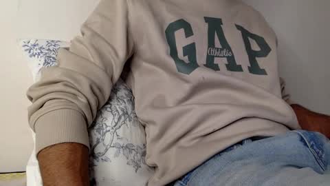 Snapshot of chirumiru123 chatting on 03-26-26, 08:25 chirumiru123 online show from 03-26-26, 08:25