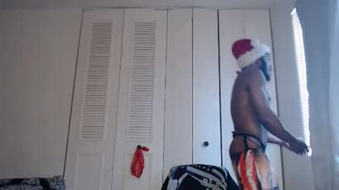 Snapshot of chitownsgod chatting on 12-21-24, 06:12 Antonio Brown online show from 12-21-24, 06:12