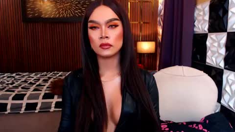 Franching Lee online show from 05-27-26, 04:15