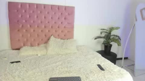 chloe and leider online show from 03-18-26, 12:52