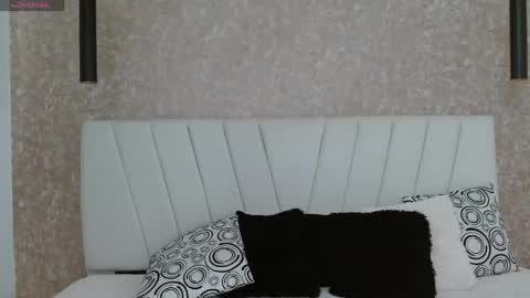 Abby 19 years online show from 04-19-26, 06:07