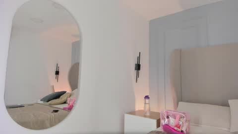 Snapshot of chloe_dee_ chatting on 05-14-26, 12:34 Chloe online show from 05-14-26, 12:34