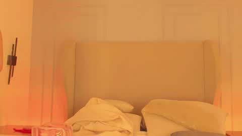 Snapshot of chloe_dee_ chatting on 06-11-26, 12:25 Chloe online show from 06-11-26, 12:25