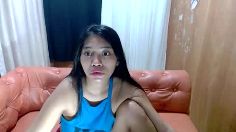 chloe and harlot online show from 11-16-25, 03:23