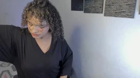 chloe_kisses online show from 04-07-26, 11:43