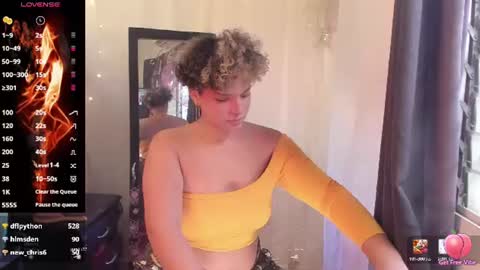 chloe_kisses online show from 06-15-26, 11:45