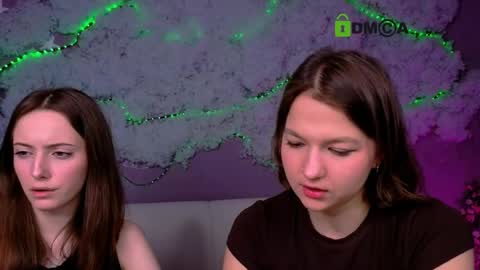 Snapshot of chloe_ley chatting on 05-15-26, 07:21 chloe_ley online show from 05-15-26, 07:21