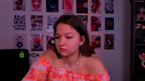 chloe_ley online show from 07-11-26, 09:34
