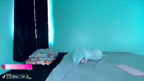 AMY online show from 09-18-25, 01:35