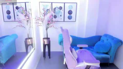 Chloe  online show from 07-17-26, 11:50