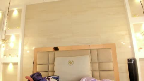 Snapshot of chloe_murray chatting on 05-28-26, 11:51 CHLOE online show from 05-28-26, 11:51