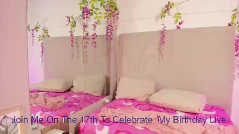 chloe_peach_ online show from 07-28-26, 08:52