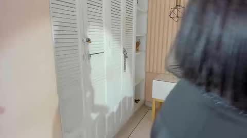 Snapshot of chloe_watson_ chatting on 09-11-25, 05:02 online show from 09-11-25, 05:02