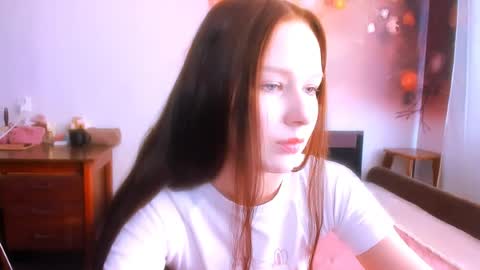 Snapshot of chloe_wifey chatting on 07-17-26, 02:13 chloe wifey online show from 07-17-26, 02:13