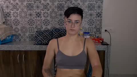 Eva and Sandra online show from 02-24-25, 07:11