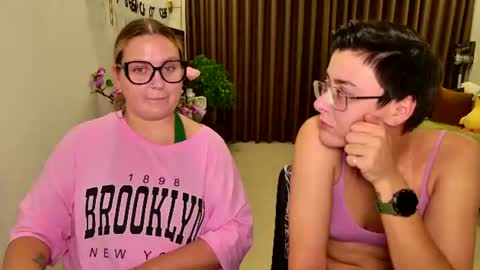 Eva and Sandra online show from 06-20-26, 06:00