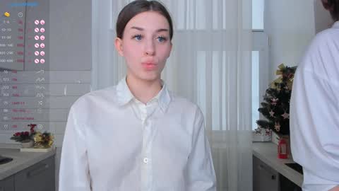 Megan and Jeniffer online show from 01-12-25, 10:02