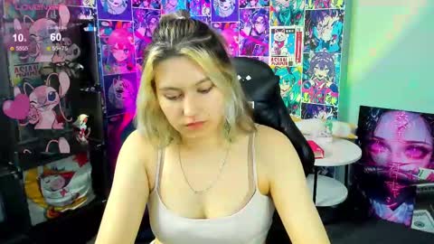 Snapshot of chloebloss0m chatting on 02-21-25, 02:06 Boni online show from 02-21-25, 02:06