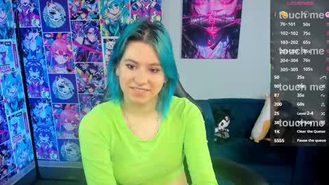 Snapshot of chloebloss0m chatting on 10-09-25, 03:15 Boni online show from 10-09-25, 03:15