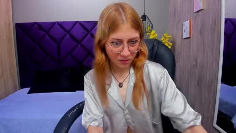Snapshot of chloecampbell03 chatting on 10-03-25, 01:08 chloecampbell03 online show from 10-03-25, 01:08