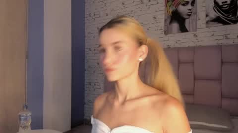 ChloeeLaurent online show from 10-13-25, 07:03