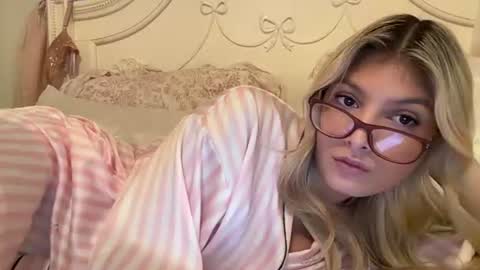 chloeesage online show from 07-22-26, 10:12