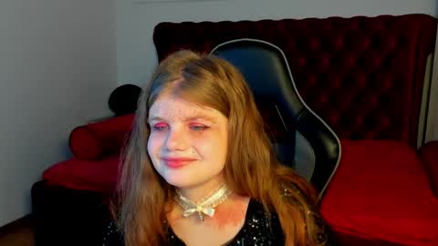 ChloeHalses online show from 04-29-26, 05:22