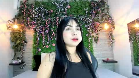 Snapshot of chloeharper1 chatting on 12-01-25, 02:49 Chloe online show from 12-01-25, 02:49