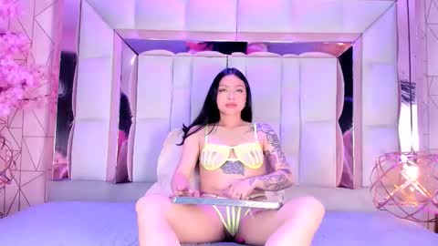 Snapshot of chloehart1 chatting on 03-09-26, 12:31 online show from 03-09-26, 12:31