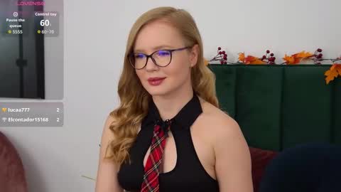 Chloe online show from 10-06-25, 07:28