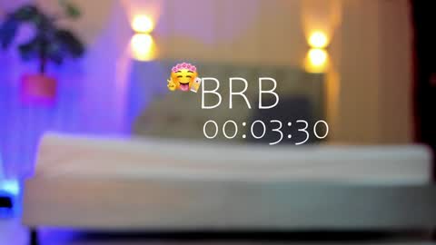 Snapshot of chloerossee chatting on 01-04-25, 04:12 Chloe rosse online show from 01-04-25, 04:12