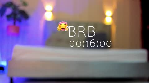 Snapshot of chloerossee chatting on 01-08-25, 04:34 Chloe rosse online show from 01-08-25, 04:34