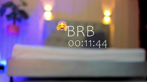 Snapshot of chloerossee chatting on 01-11-25, 04:27 Chloe rosse online show from 01-11-25, 04:27