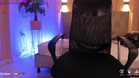 Snapshot of chloerossee chatting on 02-05-25, 04:06 Chloe rosse online show from 02-05-25, 04:06