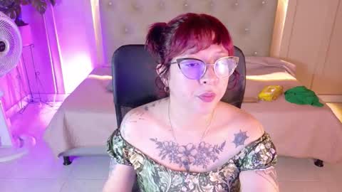 Chloe rosse online show from 12-14-25, 01:55