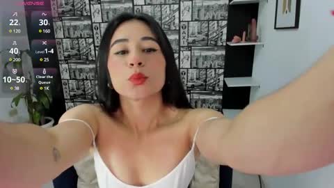 ChloeTurner  online show from 03-09-25, 12:31