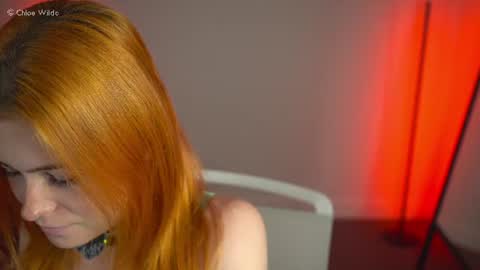 Chloe  online show from 07-12-26, 04:20