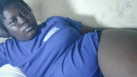 Paula online show from 10-13-25, 03:28