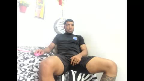 Choco online show from 11-10-25, 04:44