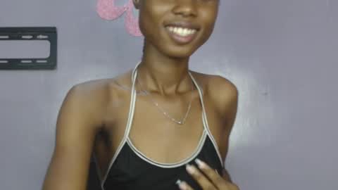 Snapshot of choco_petitqueen chatting on 01-13-25, 09:19 choco_petitqueen online show from 01-13-25, 09:19