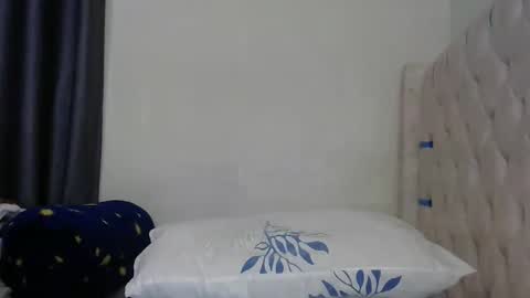 Snapshot of chocokity chatting on 12-22-25, 07:00 chocokity online show from 12-22-25, 07:00